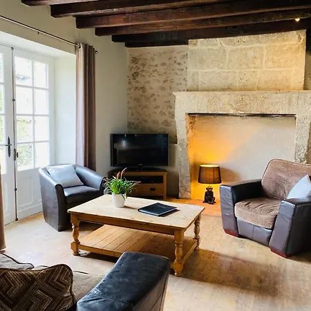 Manoir De Longeveau * Pillac
