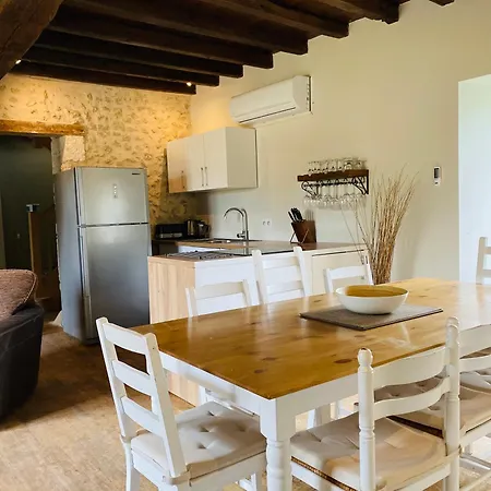 Holiday home Manoir De Longeveau Pillac