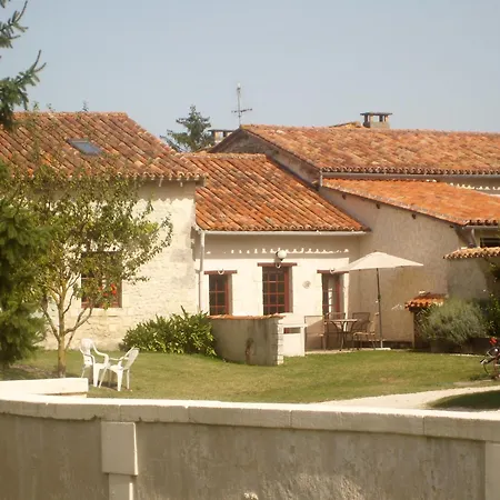 Manoir De Longeveau